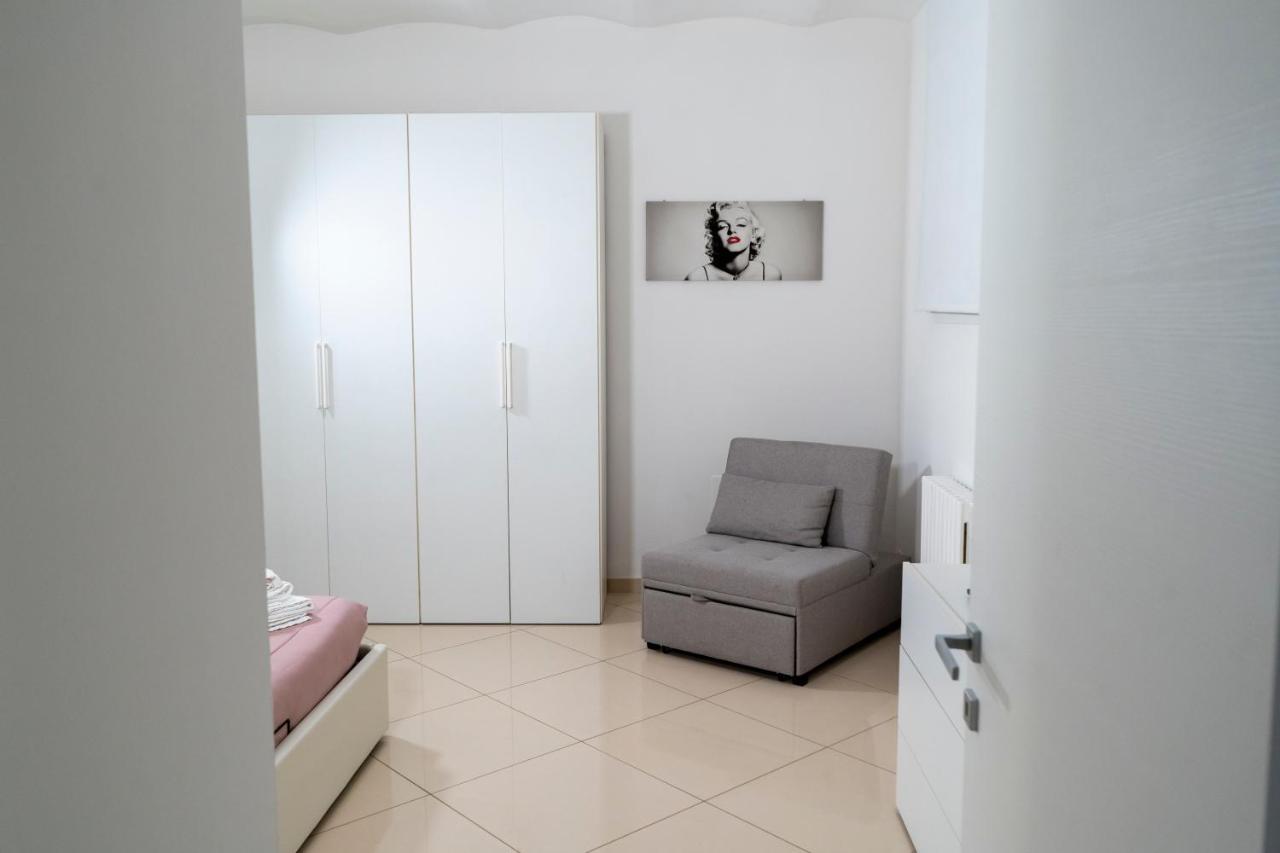 La Casa Di Thomas In Centro Apartment Matera Luaran gambar