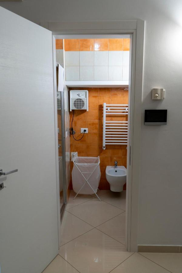 La Casa Di Thomas In Centro Apartment Matera Luaran gambar
